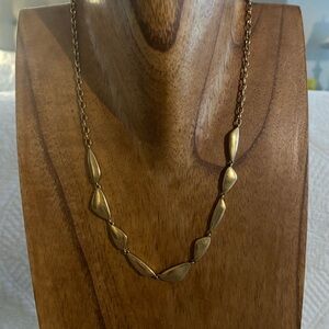 Kendra Scott Kira Short Necklace in Vintage Gold